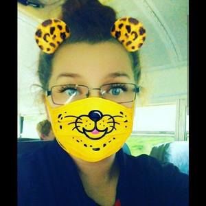 Meet your Posher, Michaela